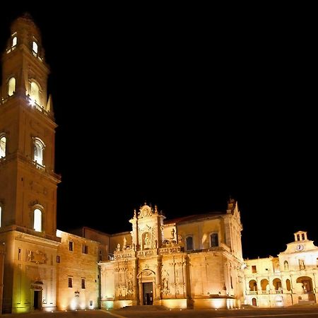 Apartamento Dimora Dei Baroni Lecce Exterior foto